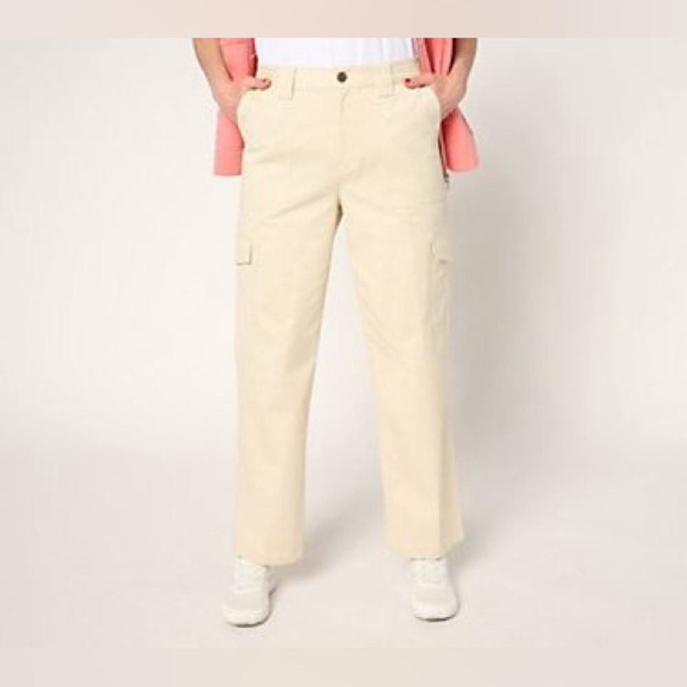 Martha Stewart Signature Petite Twill Straight Leg
Cargo Pants